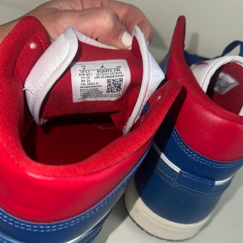 Nike Air Jordan High-Tops - Navy, Red, White - Picture 8 of 9